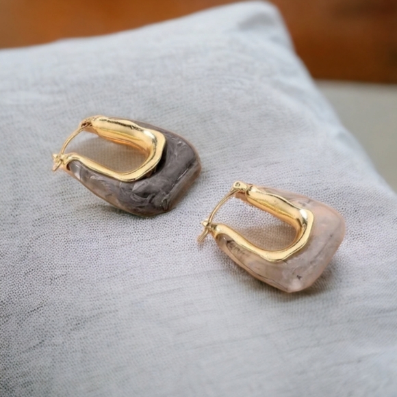 Designer Hoop Earrings (G) - Picture 7 of 8